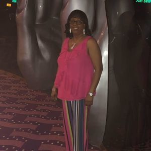 Meet your Posher, Sonya